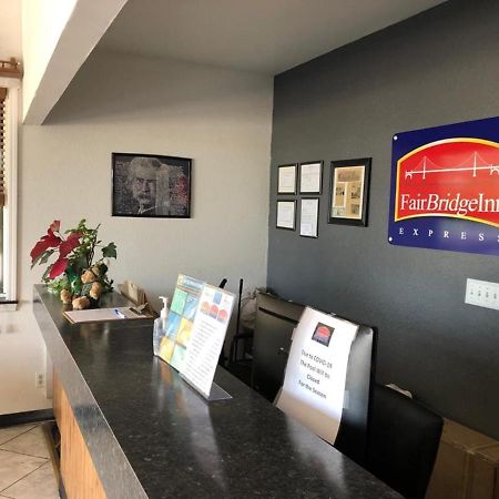 Fairbridge Inn Express Monroe City Exterior photo